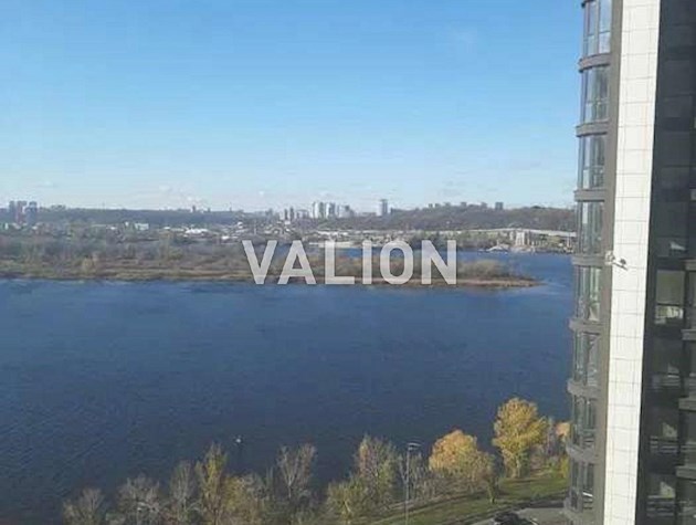 Продаж двокімнатної квартири по вул. Дніпровська набережна 15-К