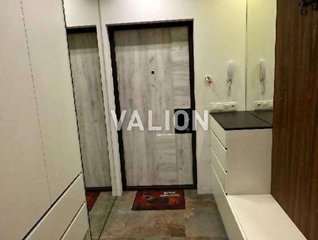 Продаж 3-к квартири просп.Соборності 17