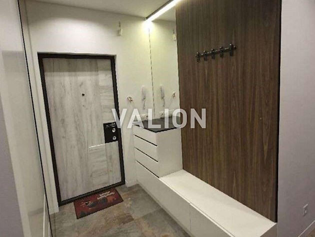 Продаж 3-к квартири просп.Соборності 17