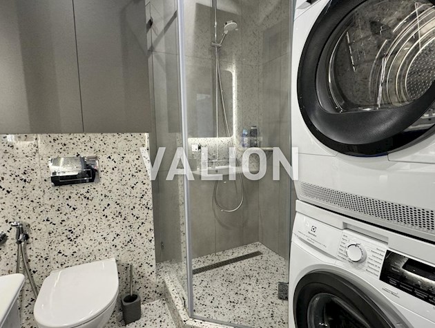 Без% продажа квартиры с 3 отдельными спальнями площадью 82 кв.м. (новая квартира, никто не жил) по ул.Тадея Рыльского,1 ЖК «Республика»