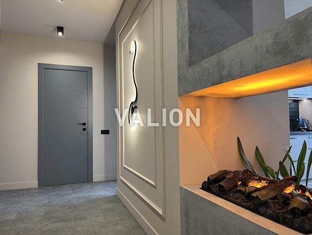 Без% продажа квартиры с 3 отдельными спальнями площадью 82 кв.м. (новая квартира, никто не жил) по ул.Тадея Рыльского,1 ЖК «Республика»