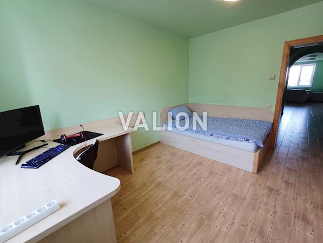 Продажа 3-к квартиры ул. Освиты 3а