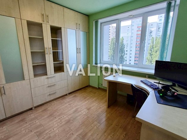 Продажа 3-к квартиры ул. Освиты 3а