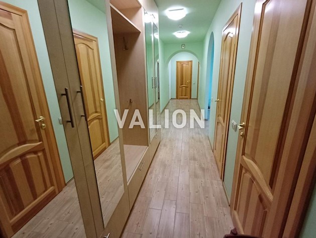 Продажа 3-к квартиры ул. Освиты 3а