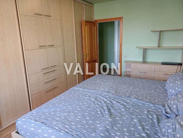 Продажа 3-к квартиры ул. Освиты 3а