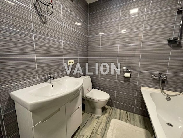 Продажа 3к с ремонтом в ЖК Комфорт Таун, без комиссии