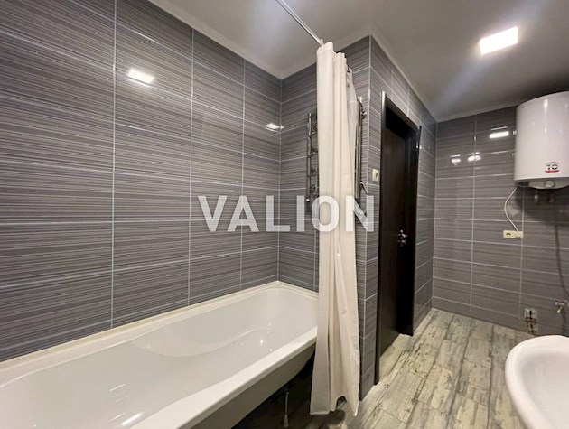 Продажа 3к с ремонтом в ЖК Комфорт Таун, без комиссии