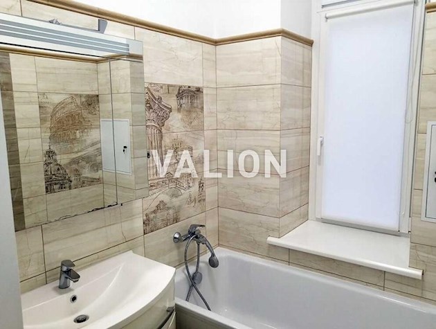 Продажа 3-к квартиры ул. Шелковичная 10