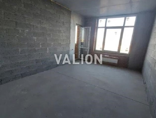 Продажа 2 комнатной квартиры по ул. Сверстюка, 6д