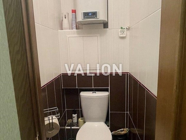 Продається 2-х кімнатна квартира, Деснянський район, вул. Закревського Миколи, 57. Будинок 1988 р.