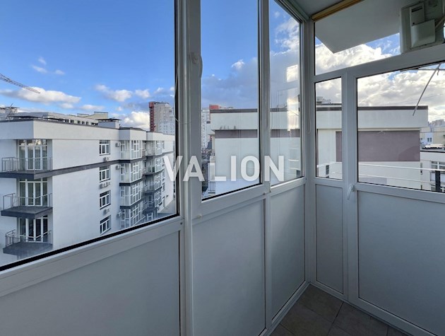 Продается однокомнатная уютная квартира 37,6 м2 по ул. Степана Рудницкого (Ак. Уильямса) Правый берег