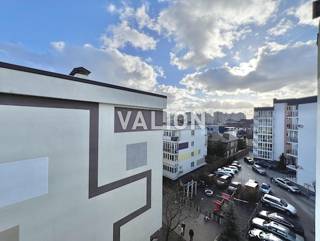 Продается однокомнатная уютная квартира 37,6 м2 по ул. Степана Рудницкого (Ак. Уильямса) Правый берег