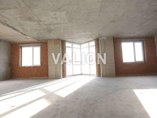 Продаж 2-кімнатної квартири на вул. Верхогляду (Драгомирова), 14а