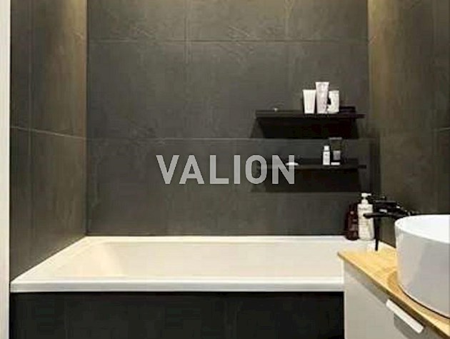 Продажа 3‑комнатной квартиры ул. Новомостицкая, 15 в ЖК «Новомостицкий»