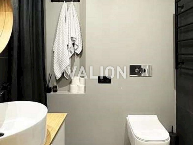 Продажа 3‑комнатной квартиры ул. Новомостицкая, 15 в ЖК «Новомостицкий»