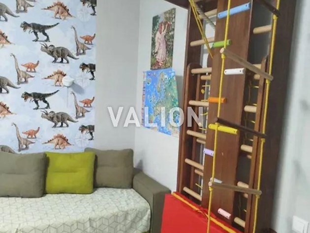 Продажа 3-комнатной квартиры с ремонтом. Парковые Озера, Воскресенская, 18