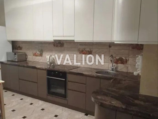 Продажа 3-комнатной квартиры с ремонтом. Парковые Озера, Воскресенская, 18