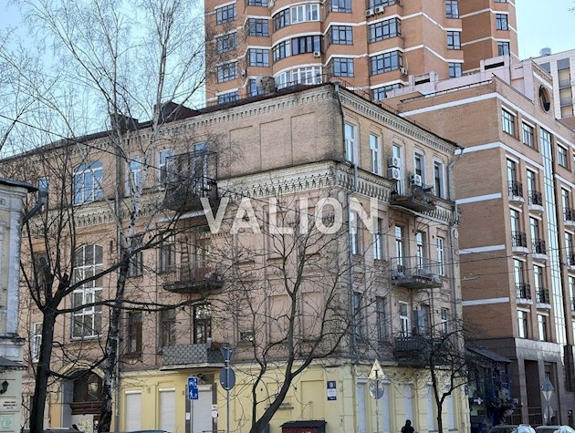 Продається 2-кімнатна квартира в самому центрі Києва – Шевченківський район, вул. Бульварно-Кудрявська 9