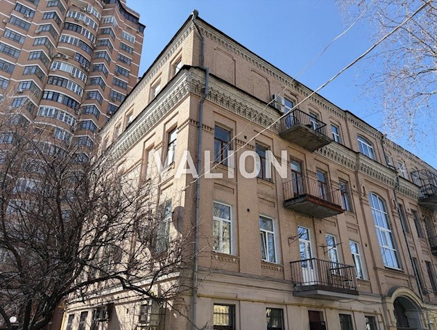Продається 2-кімнатна квартира в самому центрі Києва – Шевченківський район, вул. Бульварно-Кудрявська 9
