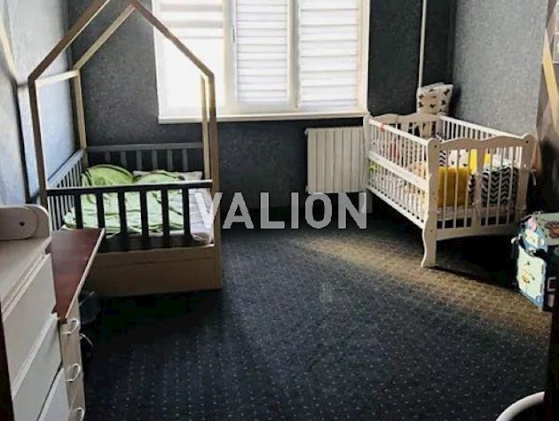 Продаж 3-к квартири вул. Академіка Заболотного 46