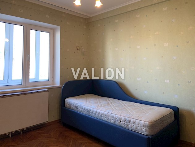 Продажа 3-комнатная квартира по ул. Плеханова 6, Левобережка.