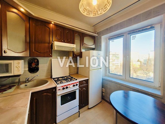 Продажа 3-комнатная квартира по ул. Плеханова 6, Левобережка.