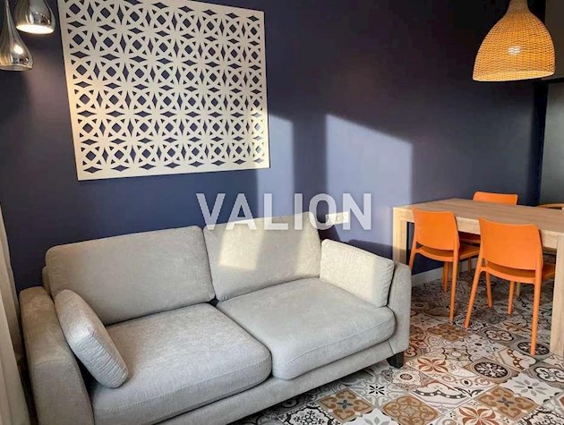 Продам 4к.квартиру Шевченківський р-н, вул.Дмитріївська, 80