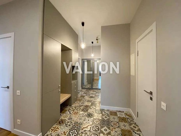 Продам 4к.квартиру Шевченківський р-н, вул.Дмитріївська, 80