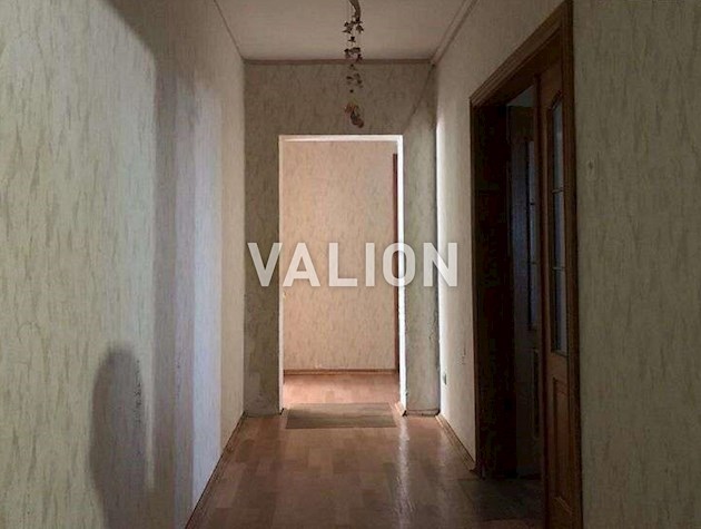 Продається 3-х квартира вул.Милославська 4 ,Троєщина