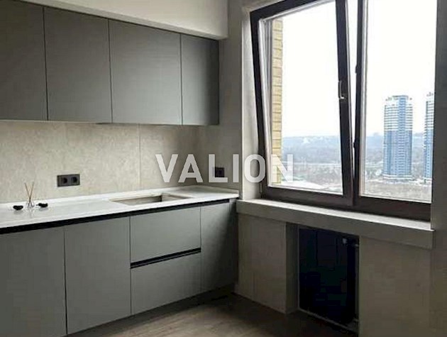 Продаж 4-кімнатної дворівневої квартири по вул. Микільсько-Слобідська, 2б