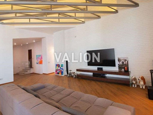 Продажа двухуровневой 4-комнатной квартиры по ул.Рудницкого Степана (Вильямса), 3а ЖК Лико-Град 3