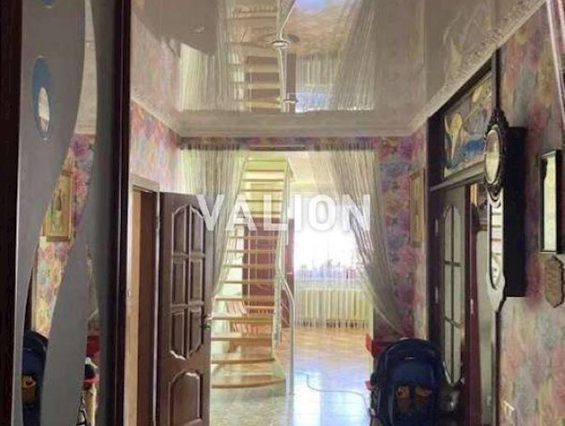 Продажа 5-к квартиры ( пентхауз) просп. Володимира Івасюка 24