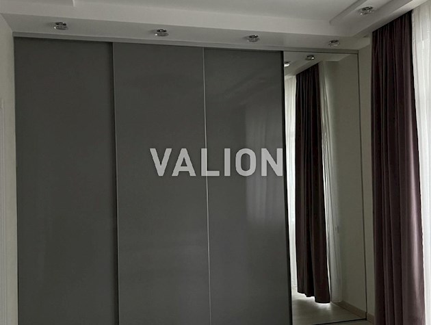 Продам 3к квартиру с ремонтом в ЖК Времена Года метро Вокзальная