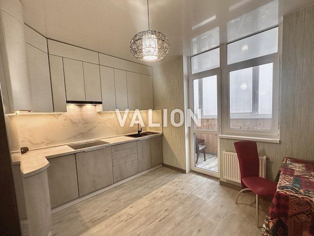 Продам 2к квартиру з ремонтом у ЖК Відрадний 2 по вул. Скакуна