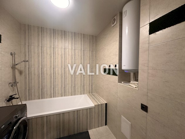 Продам 2к квартиру з ремонтом у ЖК Відрадний 2 по вул. Скакуна