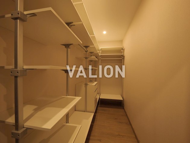 Продается 3-комнатная квартира 93 м2 в ЖК 044, Юрковица, Подол