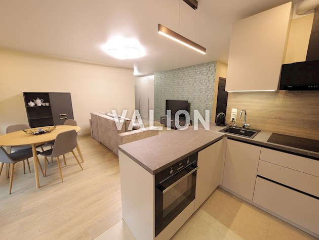 Продается 3-комнатная квартира 93 м2 в ЖК 044, Юрковица, Подол