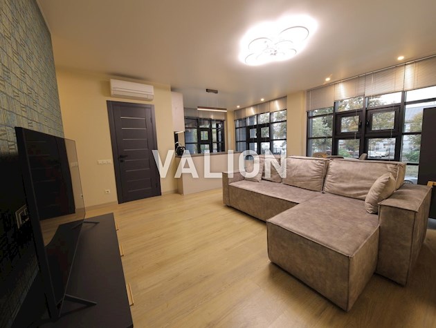 Продается 3-комнатная квартира 93 м2 в ЖК 044, Юрковица, Подол