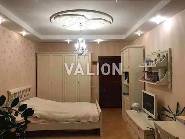 Продажа 4 комнатной квартиры ЖК Корона