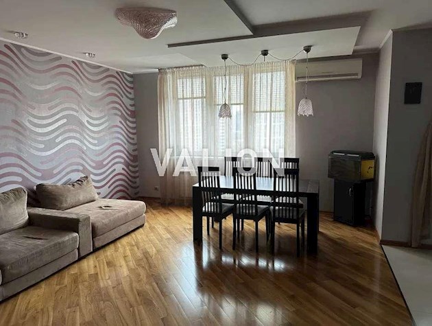 Продажа 4 комнатной квартиры ЖК Корона