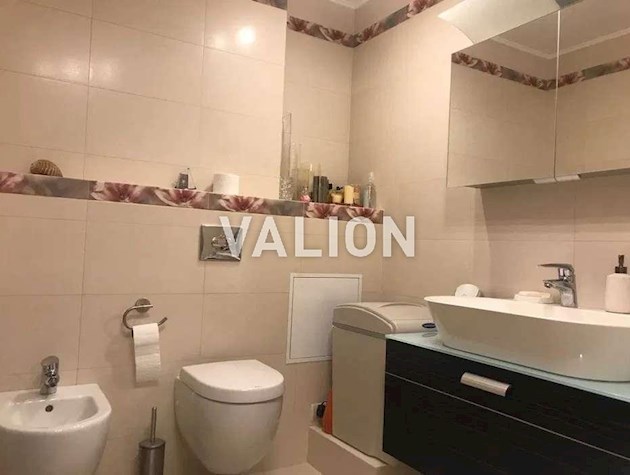 Продажа 4 комнатной квартиры ЖК Корона