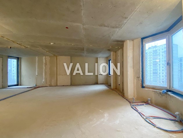 Продаж 4-кімнатної квартири по вул. Липківського, 18, метро Вокзальна