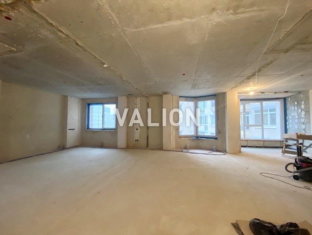 Продаж 4-кімнатної квартири по вул. Липківського, 18, метро Вокзальна