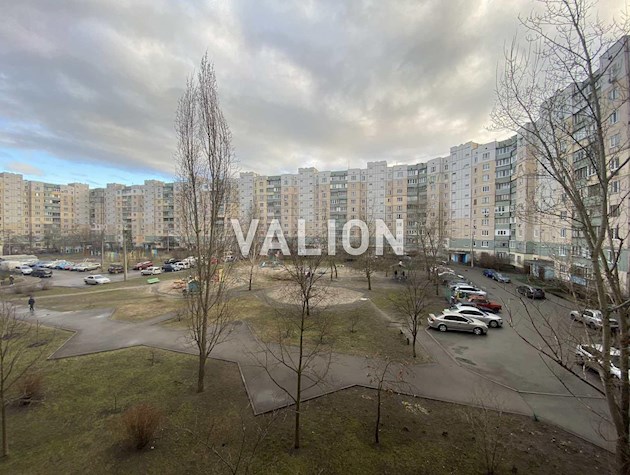 Продажа: 2к квартиры ул. Экстерн Александры 8 Троещина