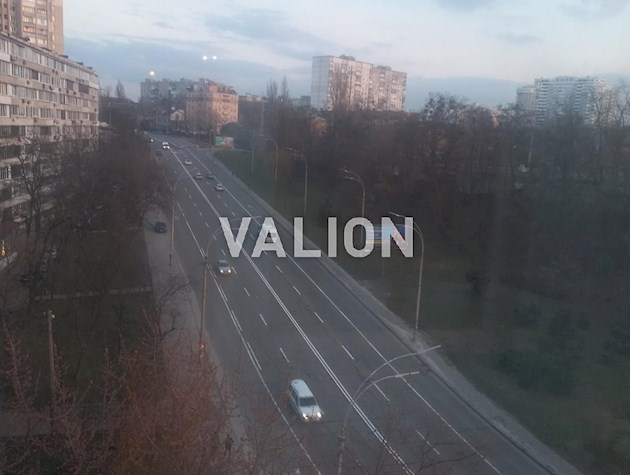 Продається 3-кімнатна квартира по вул. Щусєва 40, 3 хвилини до метро Сирець