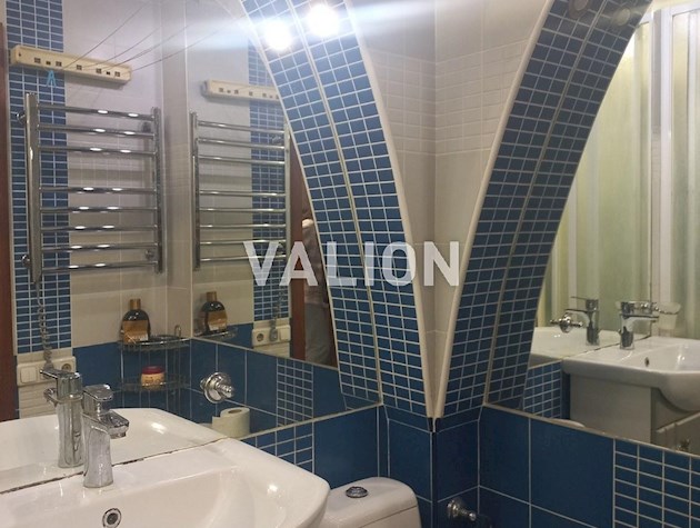 Продається 3-кімнатна квартира по вул. Щусєва 40, 3 хвилини до метро Сирець