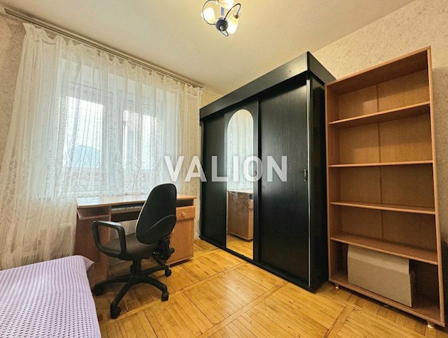 Продаж 3к квартири біля парку ППС, вул.Антіпова (Славгородська), 8