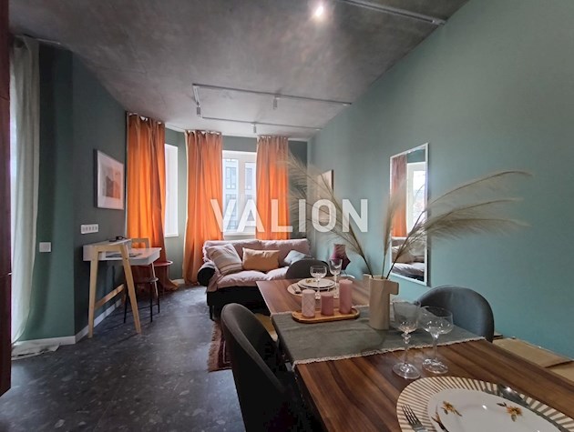 Продаж квартири-студії на Подолі, ЖК 044, вул. Кирилівська 37