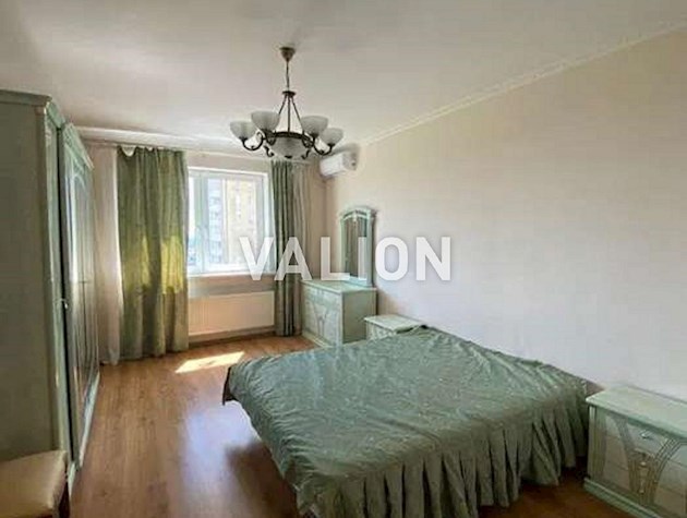 Продаж 2-кімнатної квартири на просп. Науки, 69