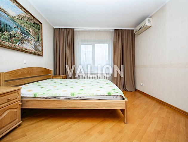 Продается 3-х комнатная квартира, в Деснянском районе, Троещина, ул. Лесковская 24